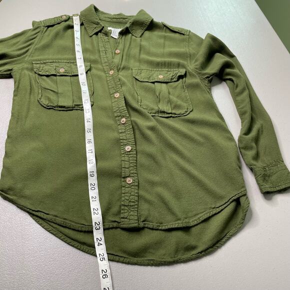 Forever 21 Button Up Blouse Top Long Sleeve Pocket Front Collared Army Green S - Picture 10 of 10